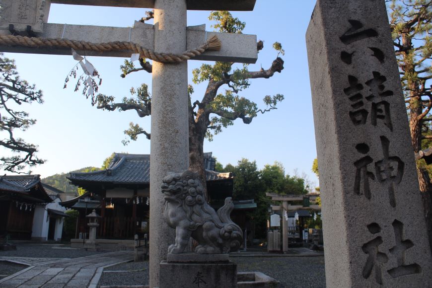 六請神社 鳥居
