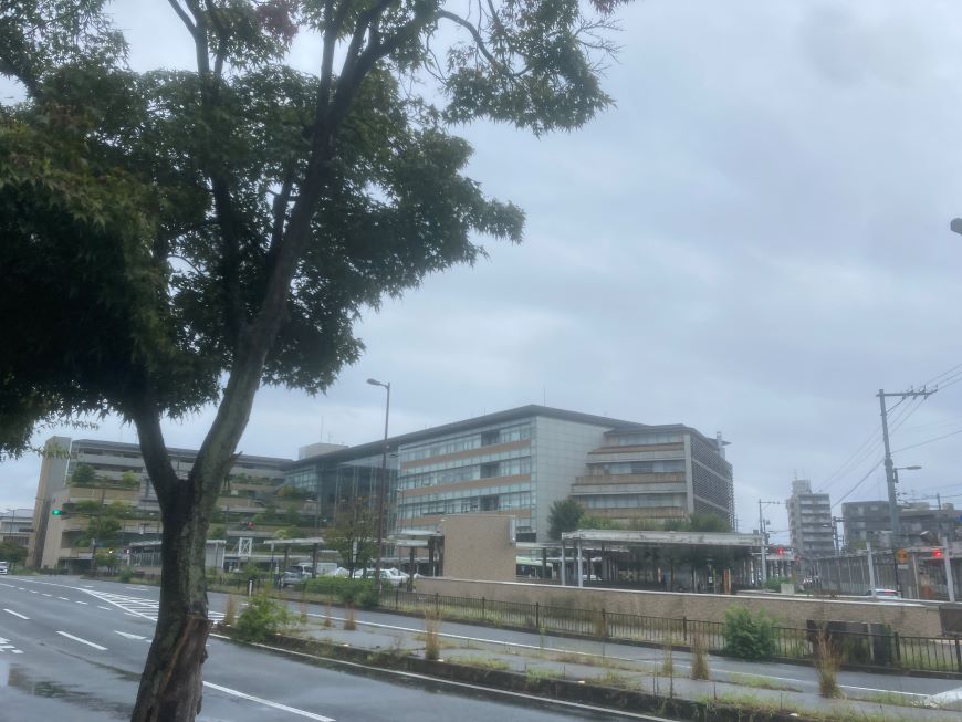 京都市右京区 太秦天神川駅前