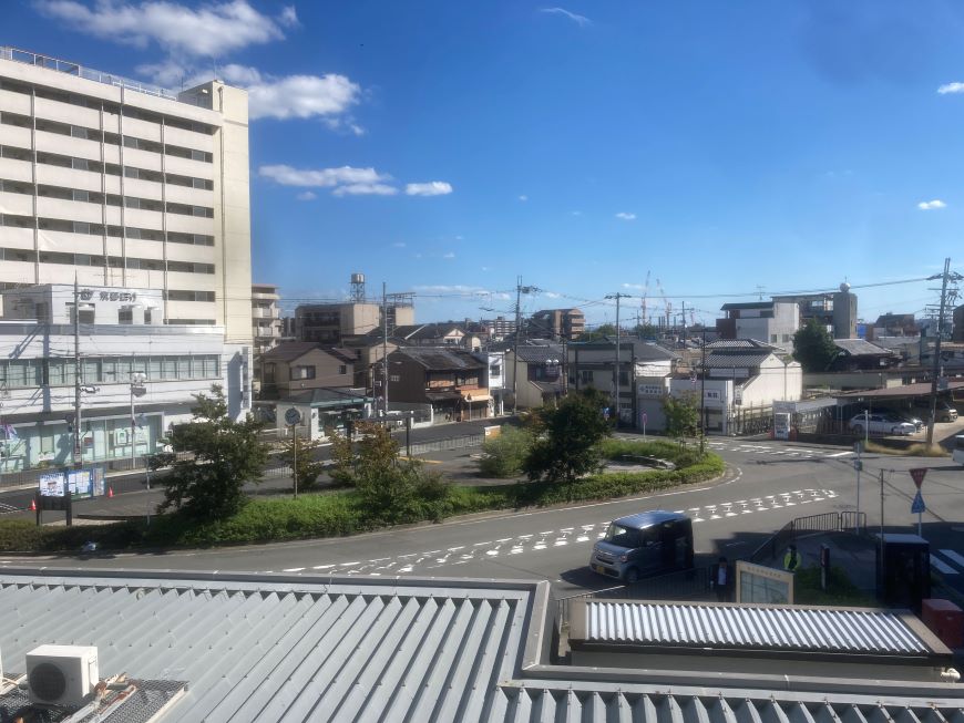 京都市右京区 阪急西京極駅前